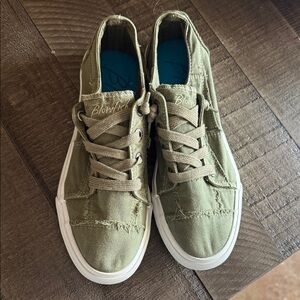 Blowfish Women's Olive Canvas Sneakers